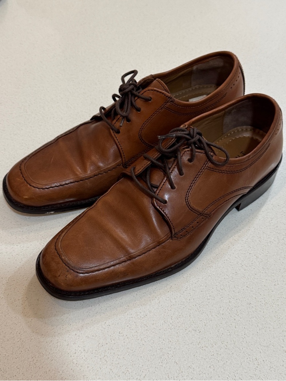 Johnston & Murphy Chestnut Brown Leather Dress Shoes
